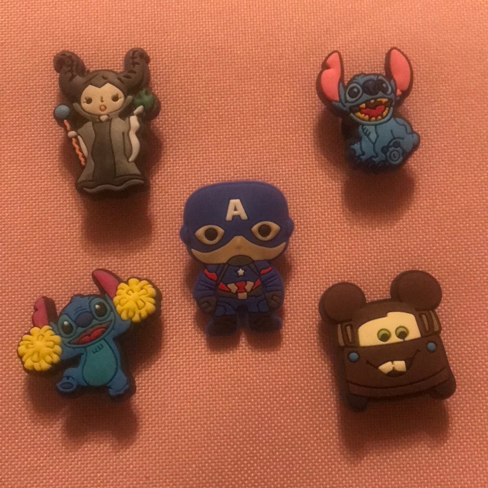 Croc charms